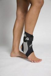 Ankle Braces & Supports LEFT * SIZE LARGE * MEN 12+ * WOMEN 13.5+ * Provides prophylactic support, protection, and comfort with simplified application * The design incorporates a stabilizer
molded at a 60 degree angle to help guard against ankle sprains and prevent rollover * 60 degrees stabilizer helps prevent inversion and eversion * Breathable fabric provides cool and dry comfort * Sleek, anatomical design minimizes bulk in shoe * No-lace, single strap application simplifies adjustment *