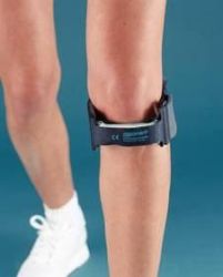 Knee Supports &Brace The unique aircell focuses compression on the patellar tendon helping to relieve symptoms of Osgood Schlatter and patella tendonitis * Focusing the pressure helps decrease stress at the tibial tubercle * Foam padding for added comfort *