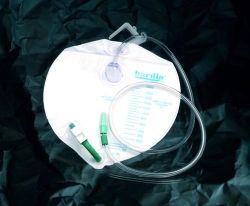 Urinary Drain Bags & BARDIA * With Plastic Hinged Hanger * Center entry closed system drainage bag * Features sample port and anti-reflux/drip chamber * 2000cc * Closed system * Single use, sterile