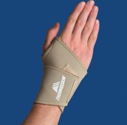 Wrist Braces & Support Small/Medium 5.5 -7.5 * Fits both Men and Women * Protects and supports the wrist during periods of activity and for RCI * Ambidextrous wrap design with velcro closures that allow for adjustable fit * Effective for keyboard operators, typists, machinists or overuse * Shipping Carton Size: 12